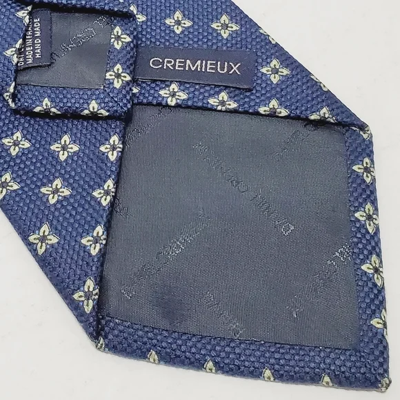 Cremieux Blue Geometric Men's Designer Silk Necktie Jacquard Fabric 57x3.75" - Picture 3 of 5